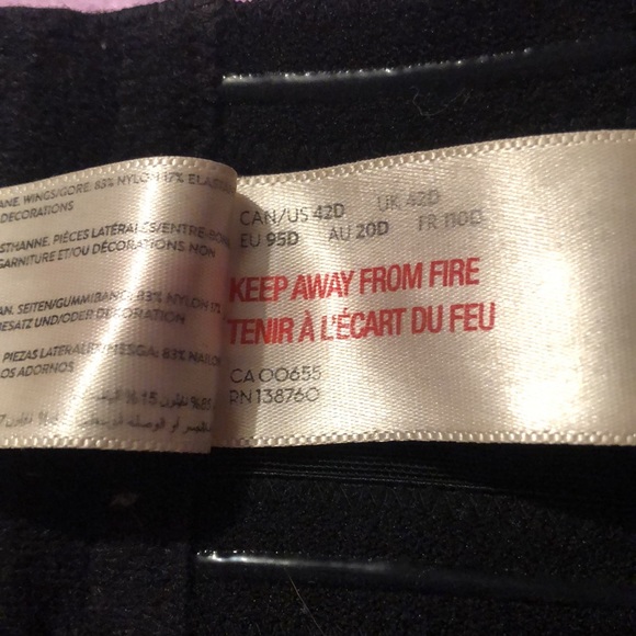 42D Black Strapless Bra - Picture 4 of 4